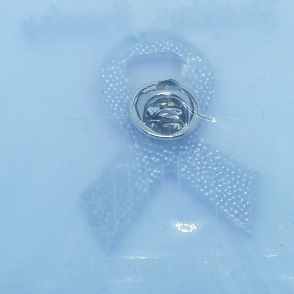 Pin Set of 4 Pin Pink Ribbon Breast Cancer Pink Silver 1 1/2" Tall - Picture 4 of 4